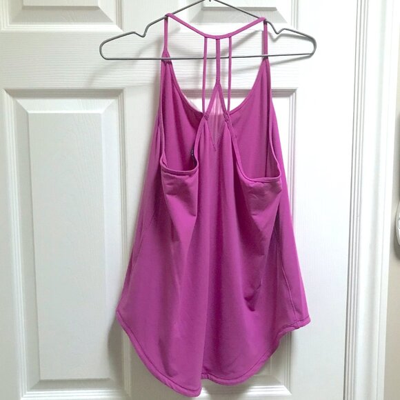 💗SEE VIDEO!💗 Cute Titika Strappy Pink Tank - Picture 4 of 9